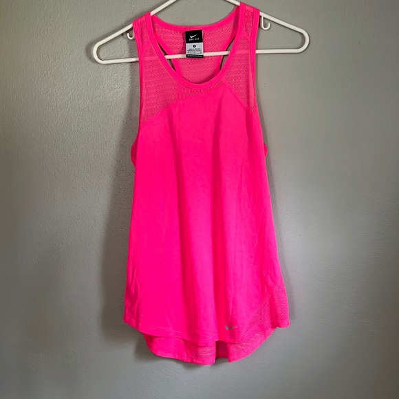 Nike Dri-Fit hot pink tank - Picture 1 of 4